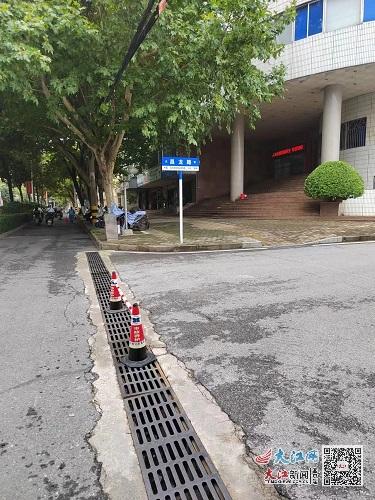 景德镇市政公用集团西河路人行道改造工程完工 图