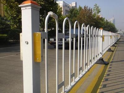 青岛市政道路护栏人行道护栏镀锌钢喷塑护栏